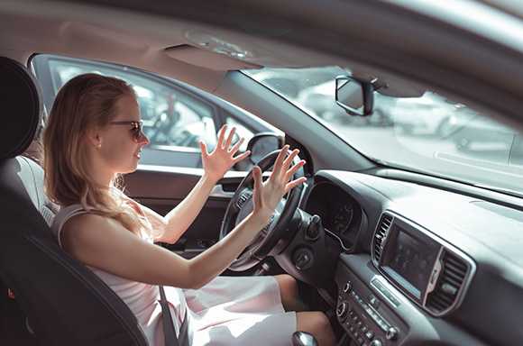Customer frustrated from using gesture control in their vehicle.